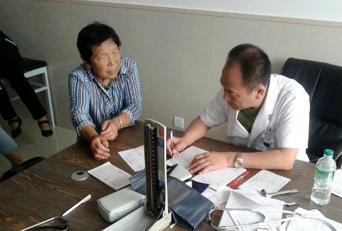 完美(中国)一站式服务平台专家在青冈县义诊