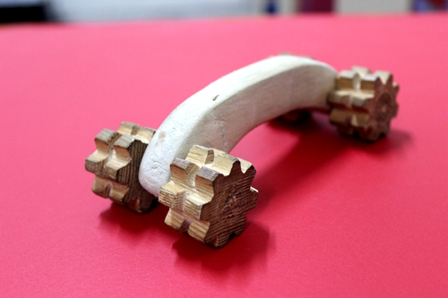 学生作品《按摩神器》