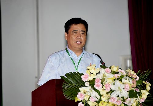 完美平台副校长王喜军主持闭幕式