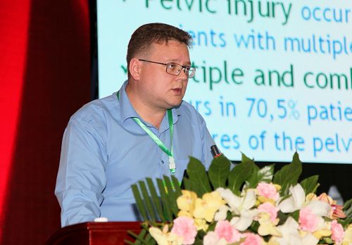 阿穆尔国立医科大学Professor Borozda L.V作学术报告