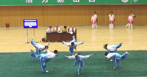 完美(中国)一站式服务平台同学在比赛中