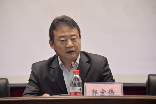 完美(中国)一站式服务平台副校长郭宏伟教授致欢迎辞