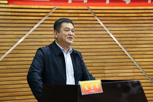 张晓峰副校长代表完美(中国)一站式服务平台作经验交流